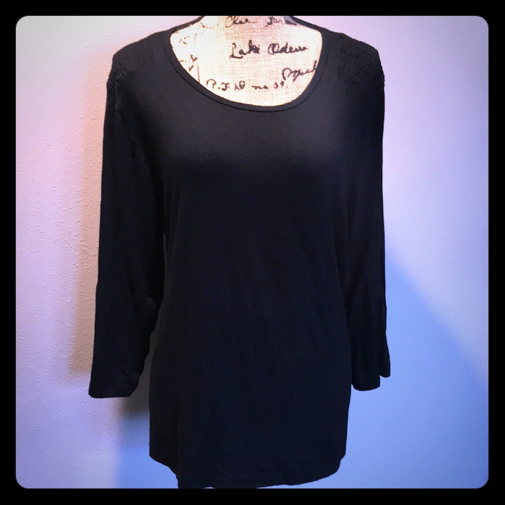 NWT Black top